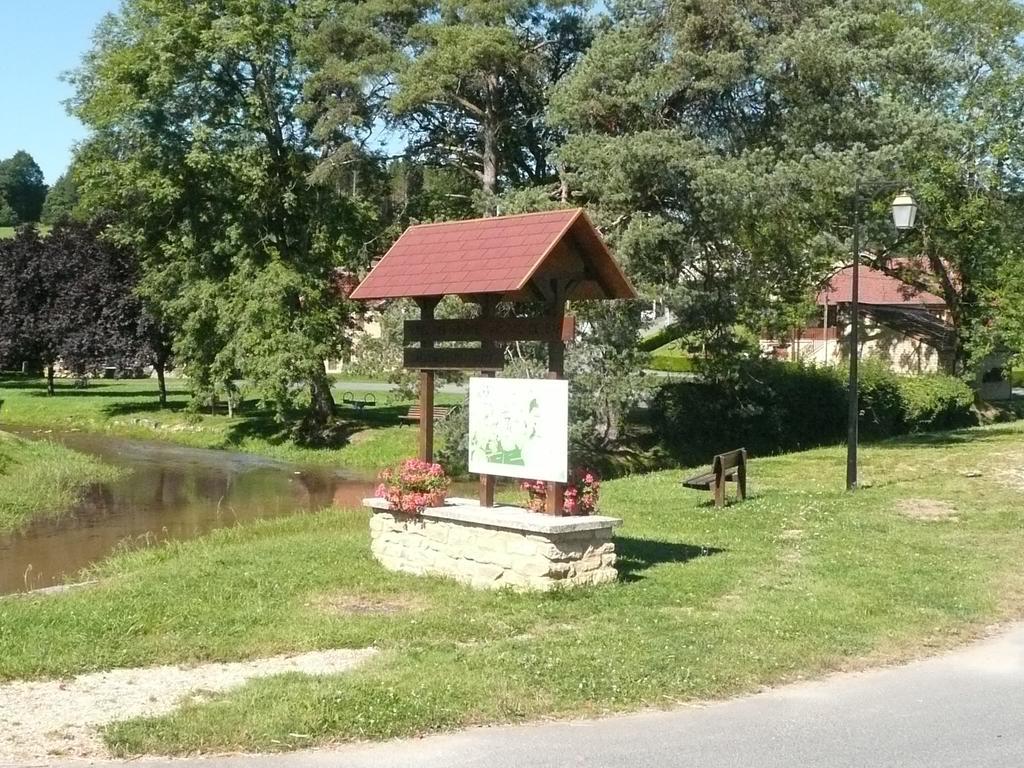 Au Clos d'Ardennes Balaives-et-Butz Exterior foto