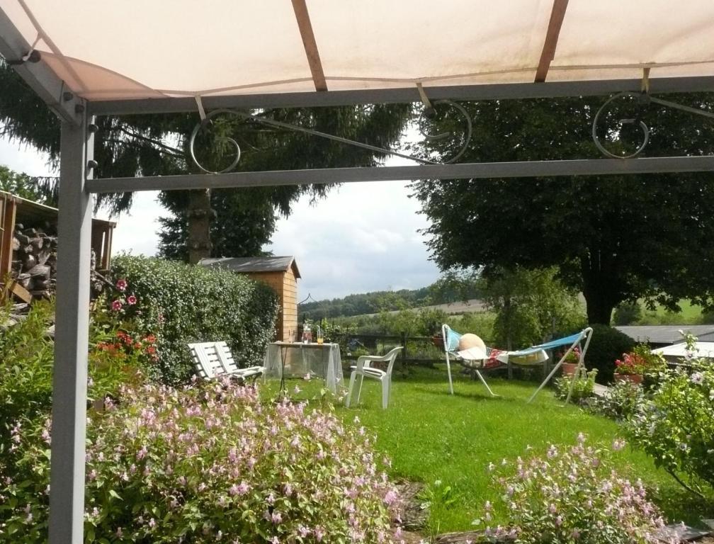 Au Clos d'Ardennes Balaives-et-Butz Exterior foto